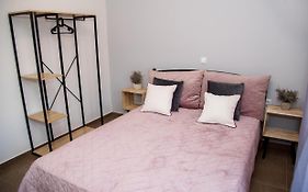 Nikolas Apartment
